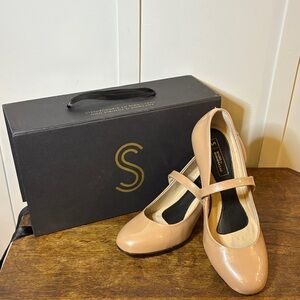 Elegant Blush Mary Jane Heels